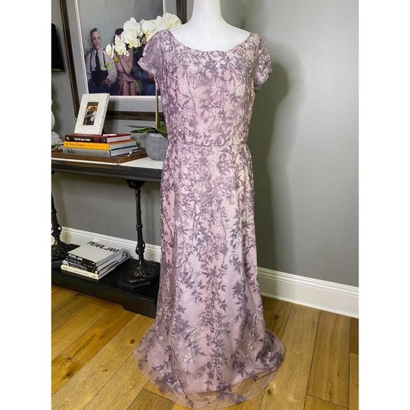 La Femme 27956 Lace Column Gown Dusty Lilac Women's Size 12 - Picture 4 of 11